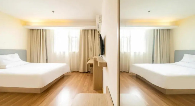 JI Hotel Shanghai Hongqiao Airport Huqingping Highway, Varaa Hotelli Hongqiao Shanghai