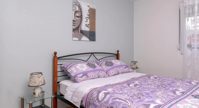 Cakic apartmani, Prenota Hotel Splitska 