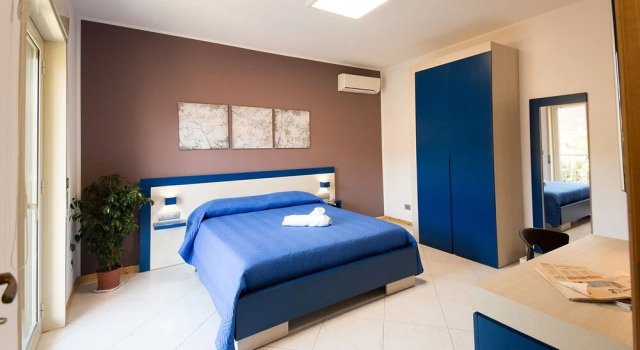 Guesthouse One, Book Hotel Hotels in Sicily with Parking, Parking