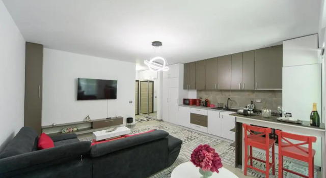Studio La Mare Alezzi, Prenota Appartamento Hotel a Mamaia-Sat con piscina, Piscina