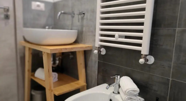 Standard Doppel Zimmer mit Balkon Central Rooms Matera