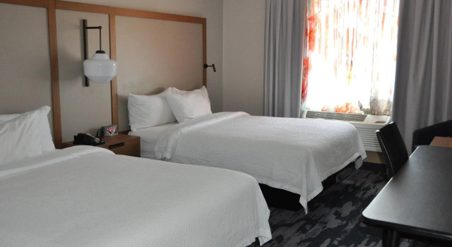Четырёхместный номер Standard Fairfield Inn & Suites Ukiah Mendocino County