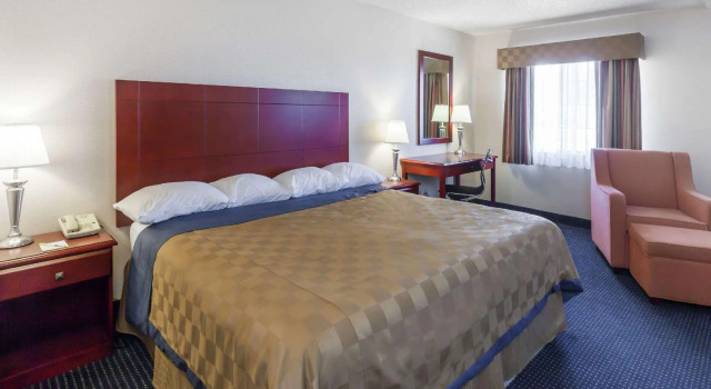Двухместный номер Standard voco Flagstaff by IHG