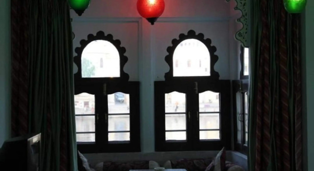 Hotel Thamla Haveli, Забронировать Отель Отели штата Раджастхана с питанием, Пансион