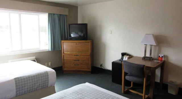 Люкс White Buffalo Hotel
