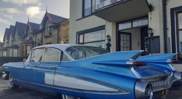 Cadillac Kustomz Hotel Breakfast Included, Buchen Sie Pension Rothesay Bute