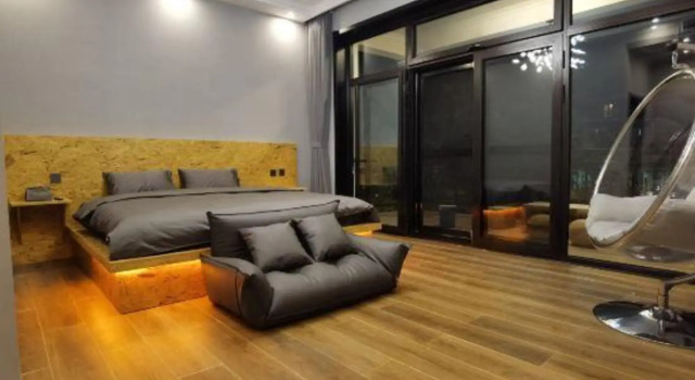Floral Hotel LongQiangXia YingJing Inn, Book Hotel Hoteller i Beijing Province med parkering, Parkering