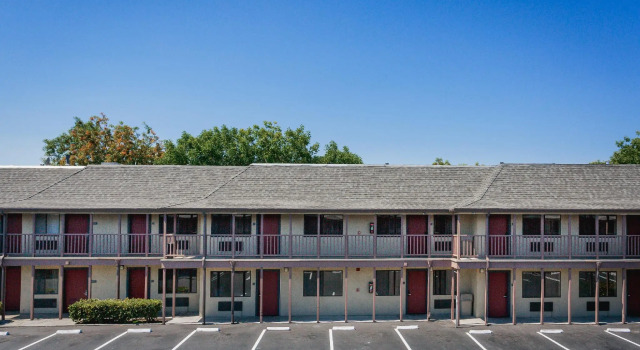 Alura Inn
