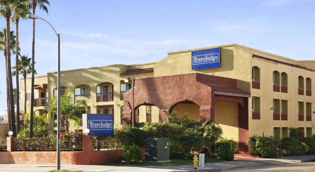 Кровать в общем номере Travelodge San Diego Downtown Convention Center