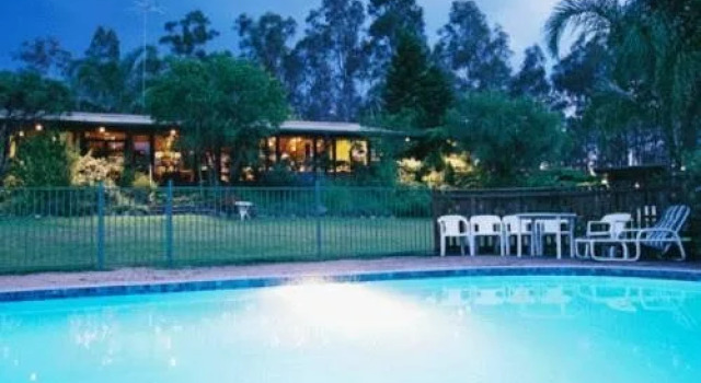 Hunter Country Lodge, Book Hotel North Rothbury Australia