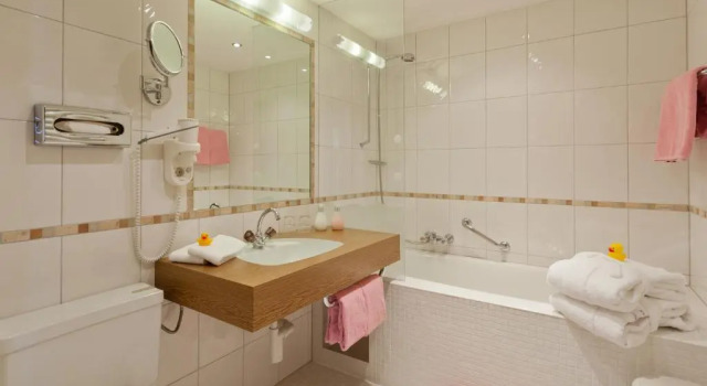 Семейный номер Standard Hotel Montfort - inklusive Sommerkarte PREMIUM