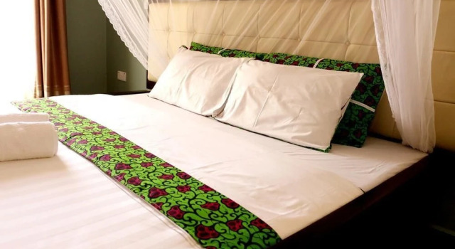Deluxe double chambre avec balcon et Vue jardin The Mansion Hotel Jinja