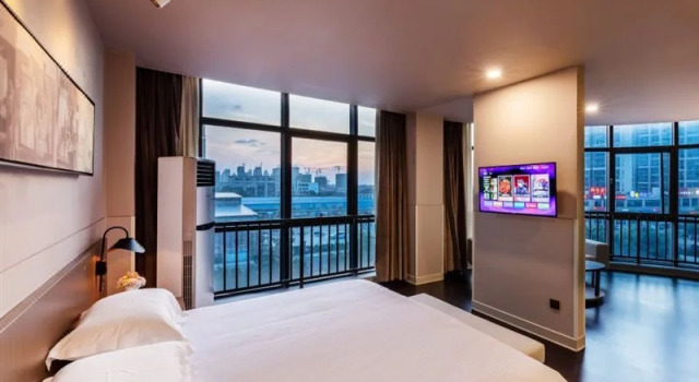 Jinjiang Inn Select Suzhou Shengze Sunhuxilu Hotel, Prenota Hotel Suzhou (Jiangsu) Cina