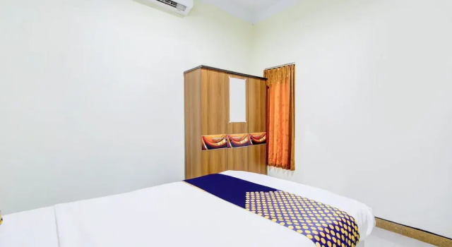 Номер Economy Hotel O Homestay Putra Syariah