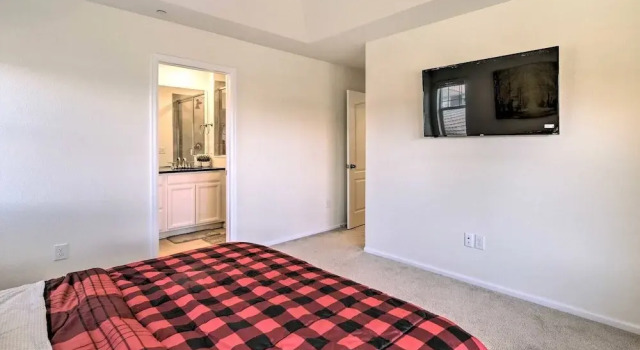 Charming 3BR Retreat - Perfect for Families!, Réserver Maison de vacances Fort Collins 