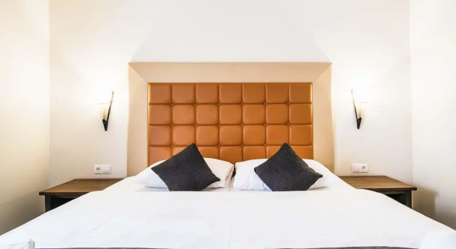 Двухместный номер Economy c 1 комнатой с балконом Hotel Victoriya