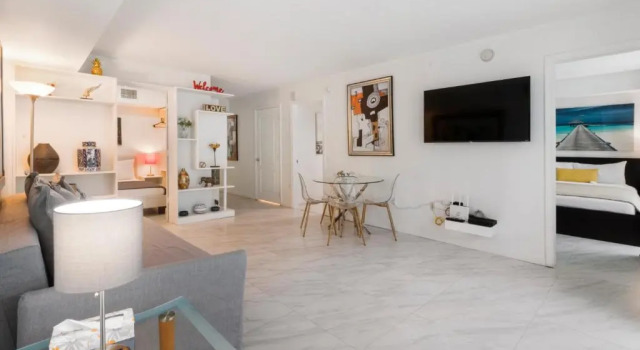 Oceanview Luxury Converted 4 BR Miami Brickell Ave