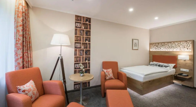 Одноместный номер Comfort с балконом Hotel Pension Fortuna