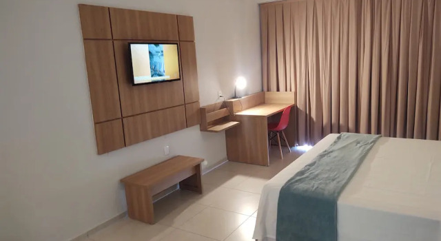Двухместный номер Deluxe с балконом Hotel Quartzo