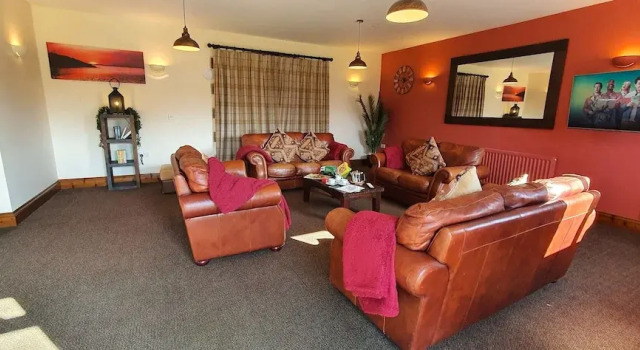 The Victorian Barn self catering holidays with pool & hot tubs, Reservar Casa de férias Moradias em Merseyside, Vila