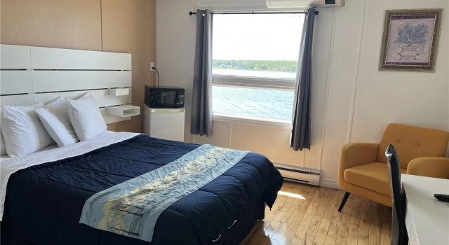 Двухместный номер Standard с видом на море Harbourview Inn, SureStay Collection by Best Western