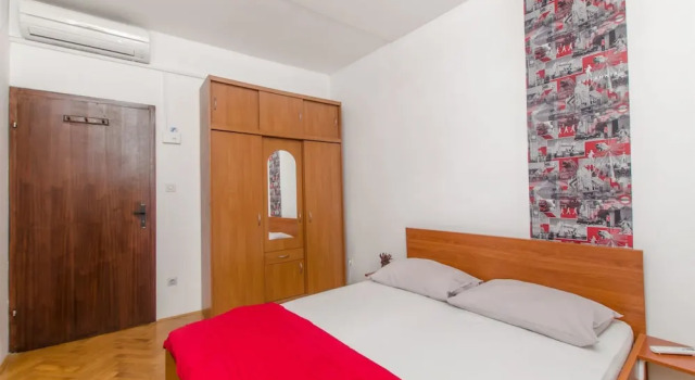 Apartment Mihaljevic, Rezerwuj Apartament Hotele w Split-Dalmatia County z parkingiem, Parking