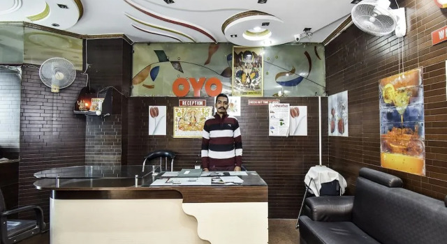 Oyo 22424 Hotel Vice Roy, Забронировать Отель Отели Рохтак с завтраком, рядом с Железнодорожная станция Рохтак, Завтраки