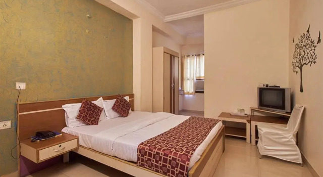 Hotel Sri Sai Krupa, Rezerwuj Hotel Hajdarabad 