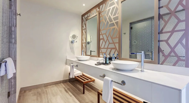 Diamond Club полулюкс Luxury с видом на закат Royalton CHIC Antigua, An Autograph Collection All-Inclusive Resort
