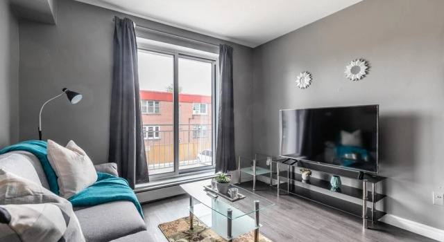 Bright Cozy 1BR Apt w Netflix - Near Downtown, Varaa Hotelli Hamilton 