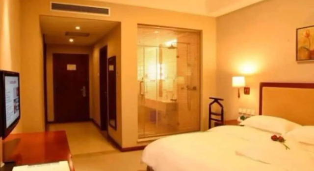 Номер Comfort Huashan Mountain International Hotel