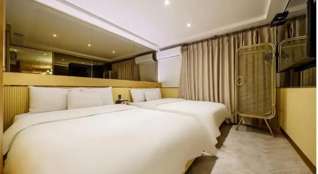 Люкс Luxury Hotel Ravi