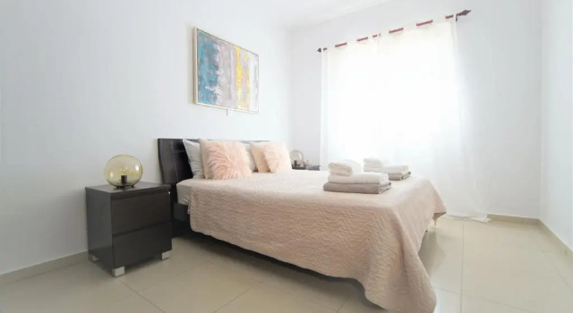 Oracle C-102 1 Bedroom, Boek Hotel Hotels in Paphos met parkeren, in de buurt van Faros Beach, Parkeren
