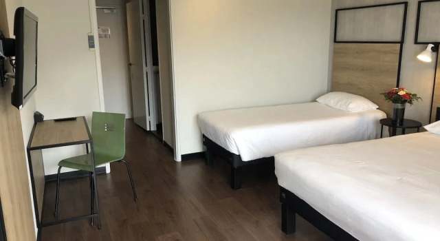 Двухместный номер Deluxe Ibis Centre Millau