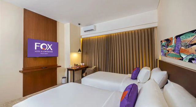 Habitación De lujo con balcón y con vista a la montaña FOX HARRIS Hotel & Convention Banjarnegara