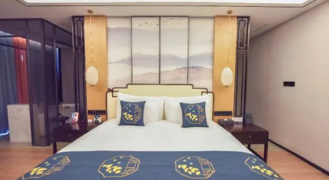 Люкс Deluxe Shipu Hotel (Ningbo Science and Technology Innovation Center, Wisdom Park)