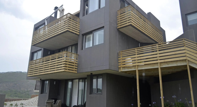 Ilanga Beach House