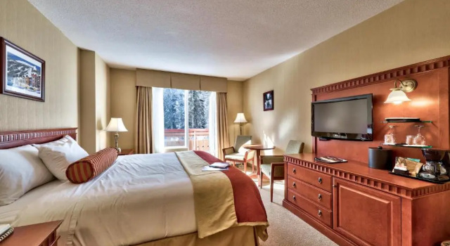Двухместный номер Standard Sun Peaks Lodge