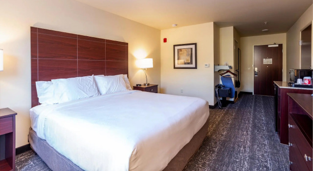 Standard Zimmer Cobblestone Inn & Suites -Springfield