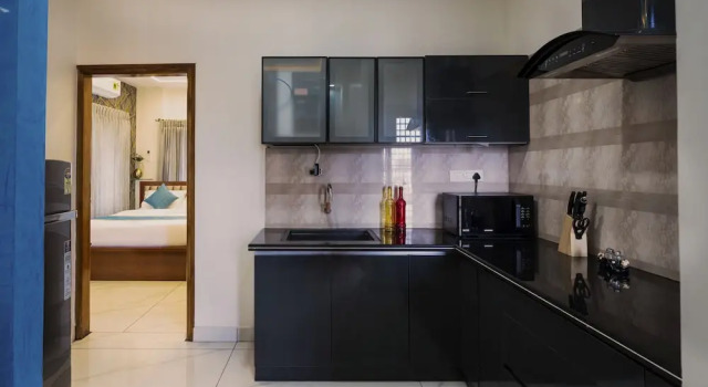 Апартаменты Luxury Royal Tusker Luxury Service Apartments