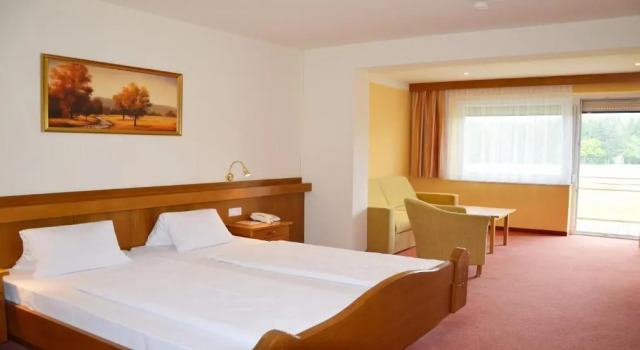 Полулюкс Hotel Fantur