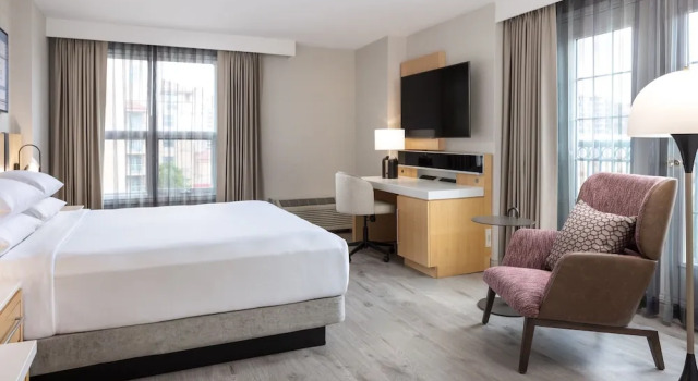 Двухместный номер Standard с видом на город Delta Hotels by Marriott Grand Okanagan Resort