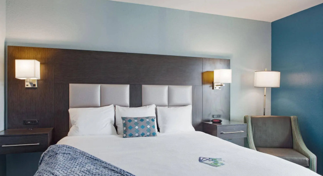 Iris Garden Inn, Забронировать Отель Отели Южной Каролины с завтраком, Завтраки
