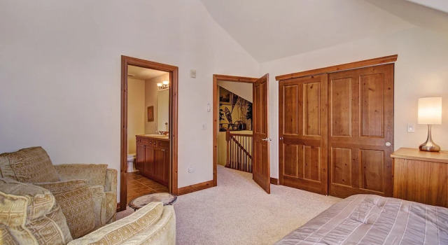 Highland Greens Lodge 305 3 Bedroom Condo by RedAwning, Rezerwuj Hotel Hotele w Vail Ski z basenem, Basen