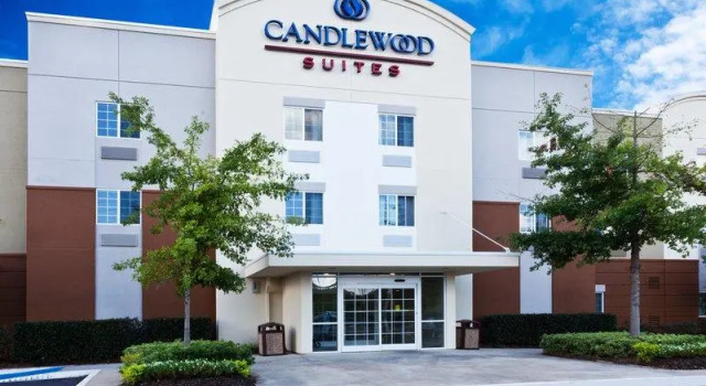 Кровать в общем номере Candlewood Suites Montgomery- North by IHG