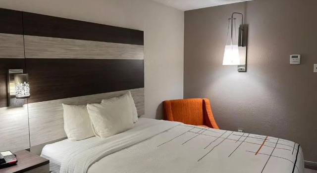 Двухместный номер Deluxe La Quinta Inn Lexington-Horse Park