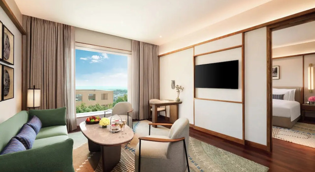 Люкс Luxury с красивым видом из окна Taj City Centre Patna