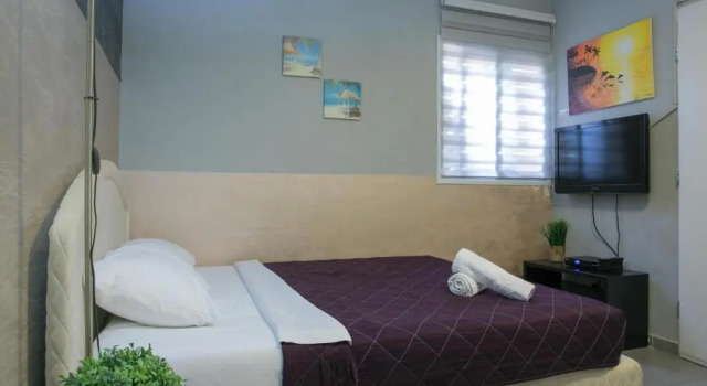 Студия Rich Luxury Suites - Renovated