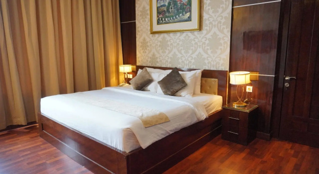 Люкс Sutan Raja Hotel & Convention Palu