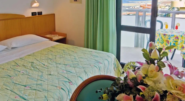 Little Hotel, Забронировать Отель Отели Чезенатико 3 звезды, 3*